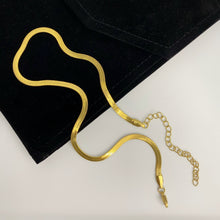 Load image into Gallery viewer, isabelle necklace
