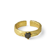Load image into Gallery viewer, eve ring
